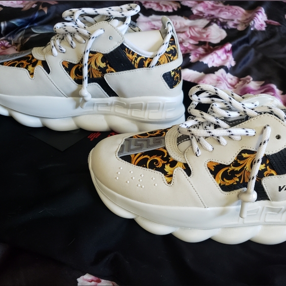 Versace Chain Reaction 2 Barocco Print Size 37 - Picture 2 of 7